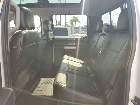 Used 2018 Ford F250 Lariat image 12