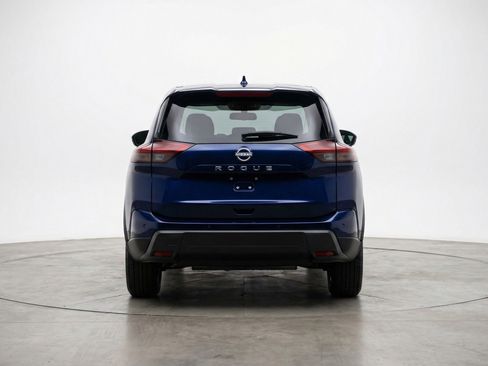 Used 2025 Nissan Rogue SV FWD image 7