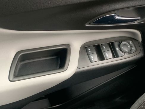 Certified 2022 Chevrolet Equinox LS w/ LS Convenience Package image 23