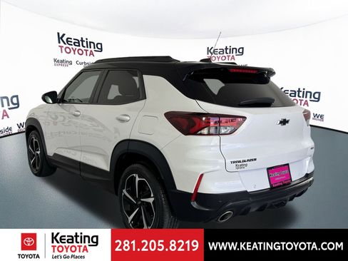 Used 2021 Chevrolet TrailBlazer RS w/ Sun and Liftgate Package image 7