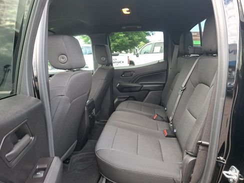 Used 2024 Chevrolet Colorado Trail Boss w/ Advanced Trailering Package AWD/4WD image 10