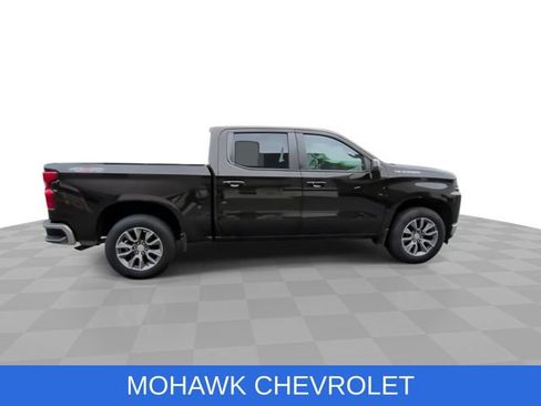 Used 2019 Chevrolet Silverado 1500 LT w/ All-Star Edition AWD/4WD image 10