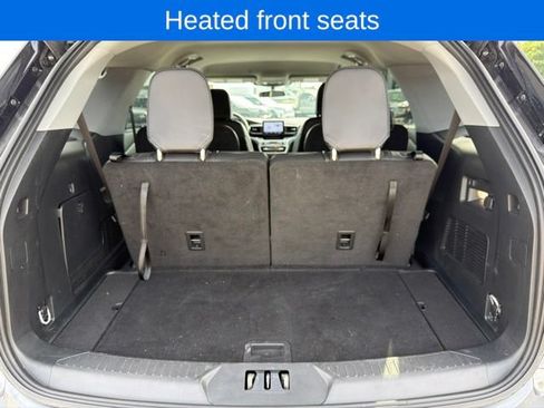 Used 2024 Ford Explorer XLT w/ Equipment Group 202A AWD/4WD image 20