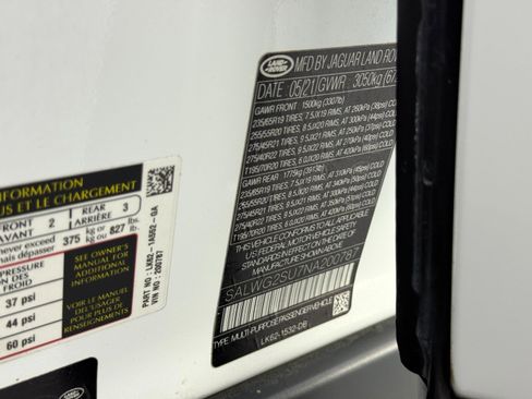 Used 2022 Land Rover Range Rover Sport SE image 48