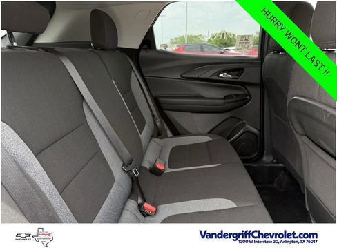Certified 2025 Chevrolet TrailBlazer LT AWD/4WD image 24