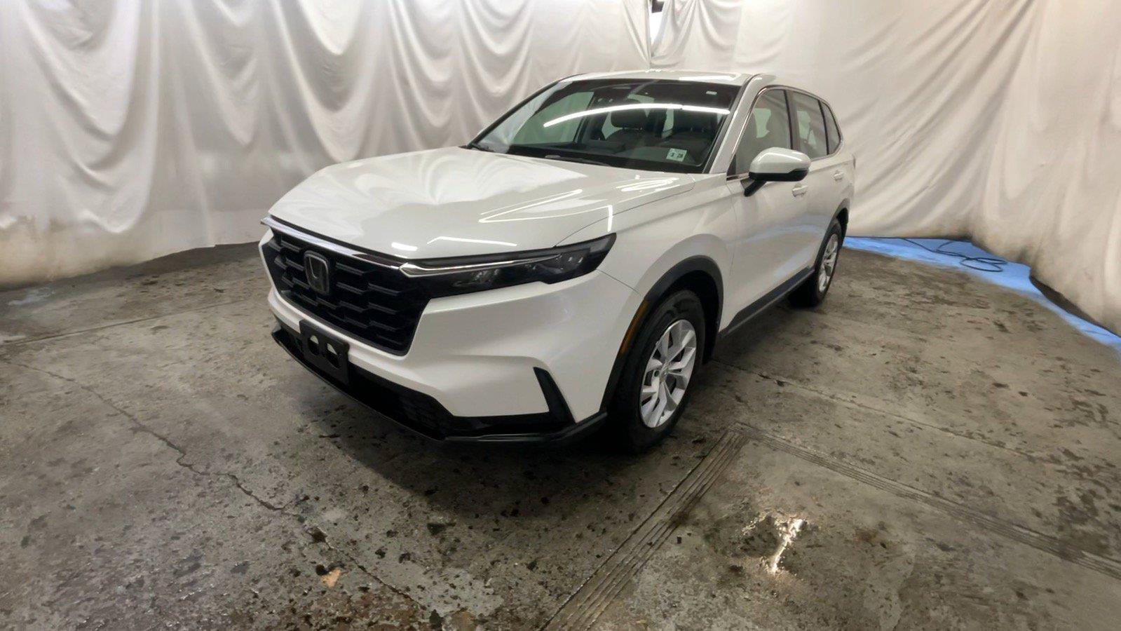 Used 2023 Honda CR-V LX image 14