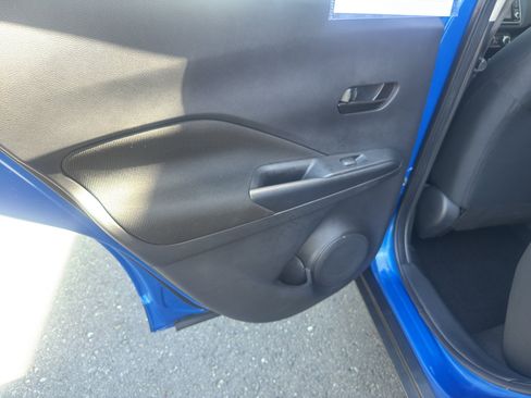 Used 2023 Nissan Kicks S FWD image 12