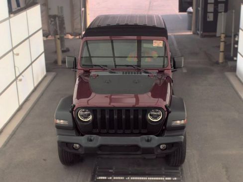 Used 2021 Jeep Wrangler Unlimited Sport AWD/4WD image 3