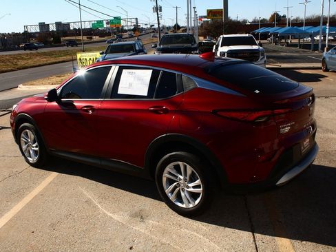 Used 2025 Buick Envista Preferred image 10