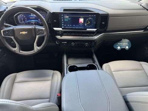 Certified 2025 Chevrolet Silverado 3500 LTZ w/ LTZ Convenience Package AWD/4WD image 18