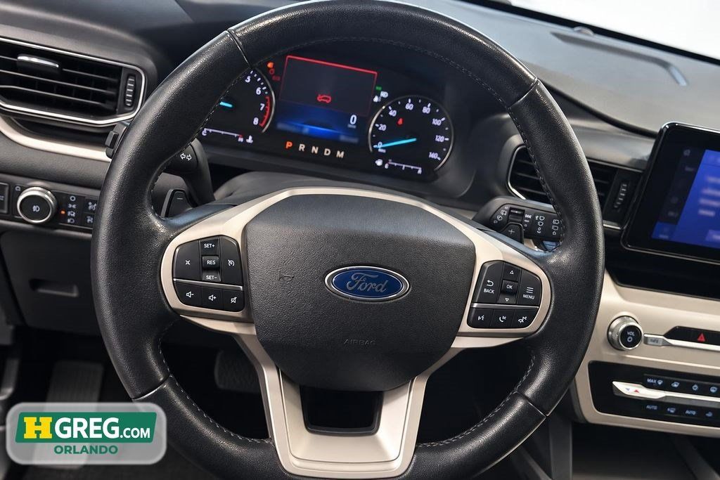Used 2020 Ford Explorer XLT w/ Equipment Group 202A AWD/4WD image 14
