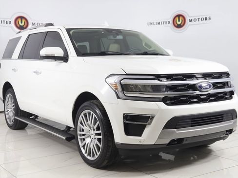 Used 2022 Ford Expedition Limited image 22
