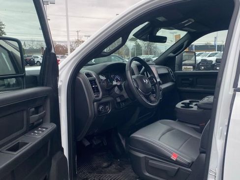 New 2026 RAM 2500 Tradesman w/ Chrome Appearance Group AWD/4WD image 14