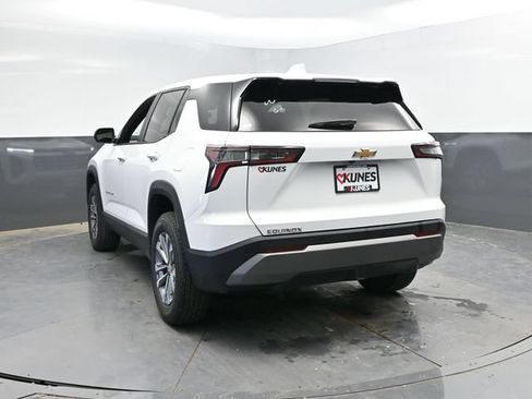 Used 2025 Chevrolet Equinox LT FWD image 10