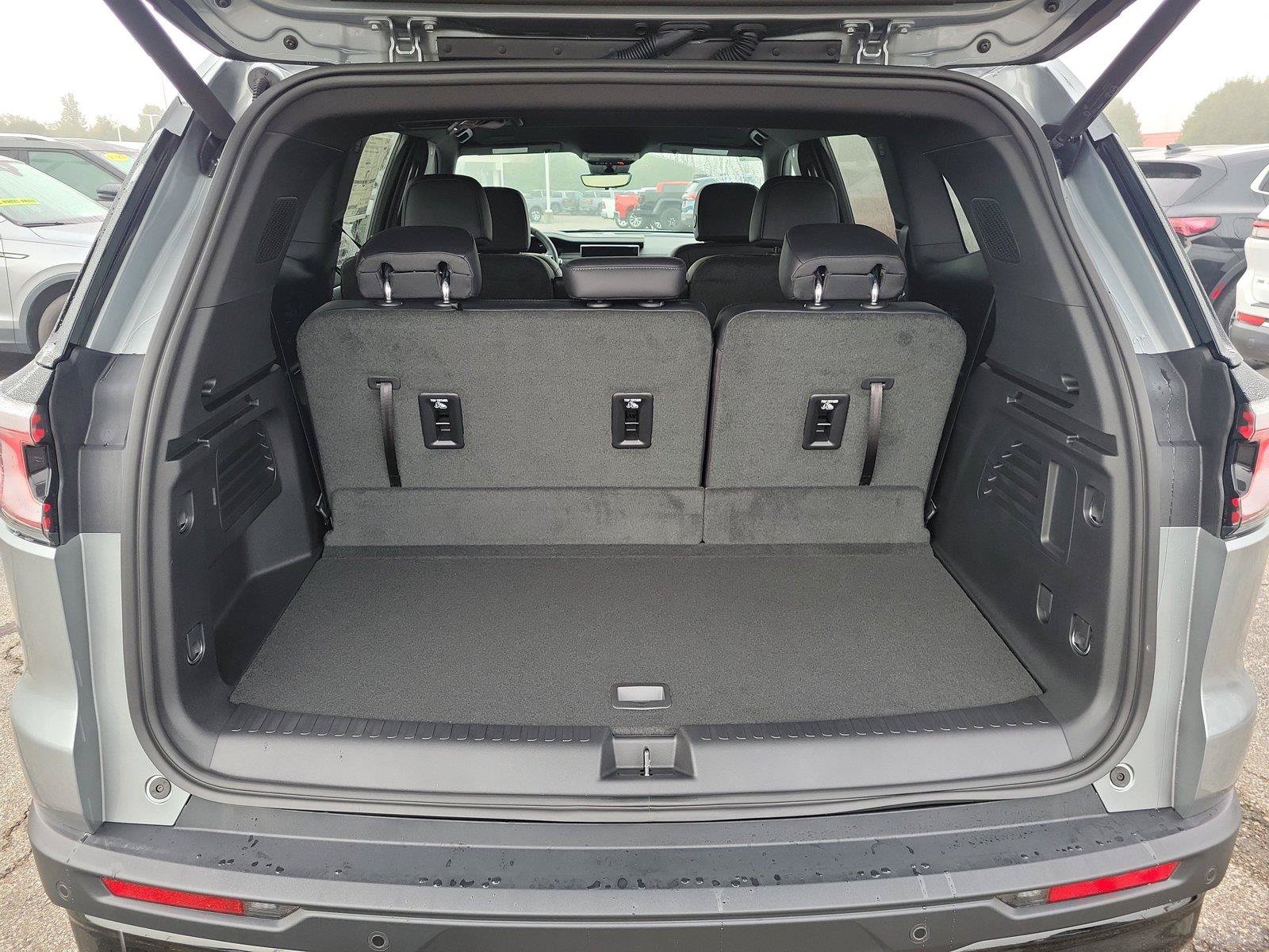 New 2027 GMC Acadia Elevation w/ Black Edition AWD/4WD image 7
