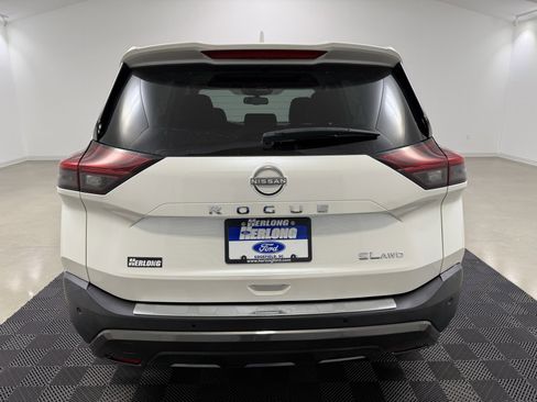 Used 2022 Nissan Rogue SL w/ SL Premium Package image 7
