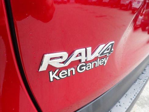 Certified 2022 Toyota RAV4 XLE w/ Convenience Package AWD/4WD image 7