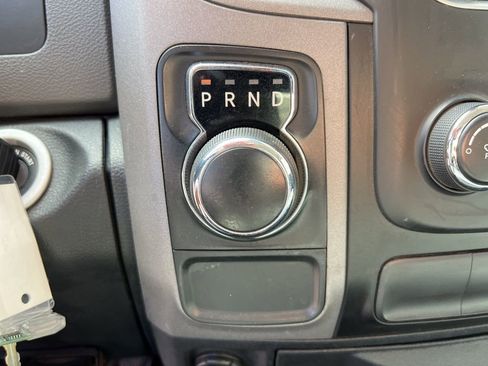 Used 2016 RAM 1500 Tradesman w/ Chrome Appearance Group image 16