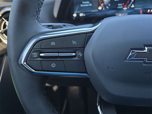 New 2026 Chevrolet Equinox LT w/ Convenience Package II image 17