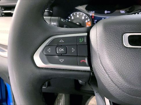 Used 2024 Jeep Compass Limited image 18