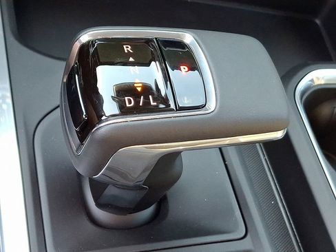 New 2026 Chevrolet Silverado 1500 RST AWD/4WD image 8