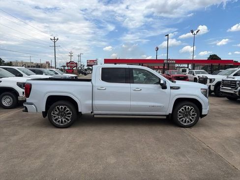 New 2026 GMC Sierra 1500 Denali Ultimate AWD/4WD image 7