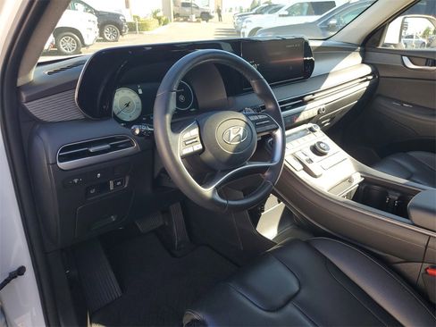 Used 2024 Hyundai Palisade Limited image 17