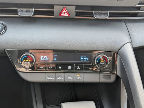 New 2026 Hyundai Elantra Sport image 13