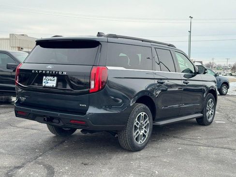 New 2025 Ford Expedition Max Active image 3