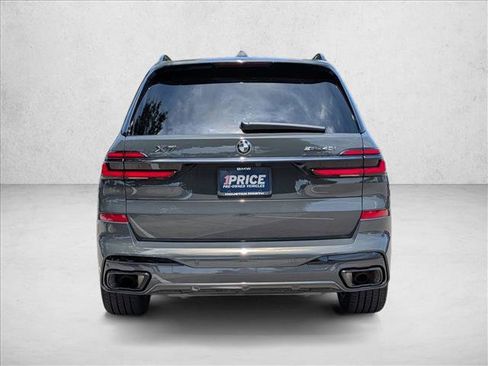 Certified 2025 BMW X7 xDrive40i w/ M Sport Package AWD/4WD image 7
