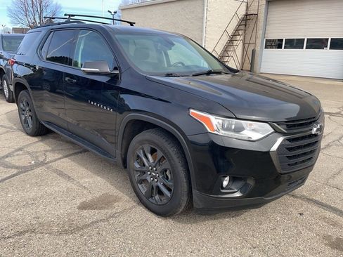 Used 2019 Chevrolet Traverse RS w/ LPO, 'HIT The Road' Package image 7