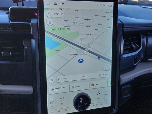 Used 2022 Ford Expedition Platinum image 8