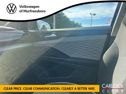 Certified 2023 Volkswagen Taos S FWD image 27