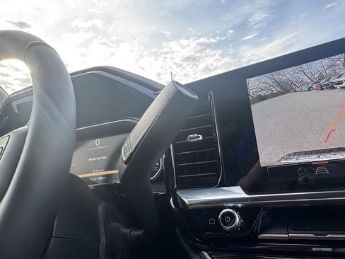 Used 2026 GMC Sierra 2500 SLE w/ SLE Value Package; image 21