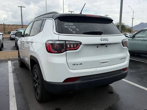 Used 2025 Jeep Compass Limited AWD/4WD image 3