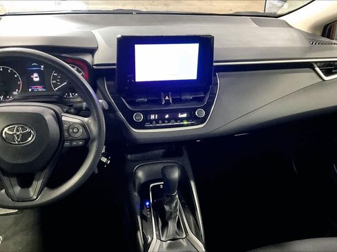 Used 2023 Toyota Corolla LE w/ Carpet Mat Package (TMS) FWD image 7