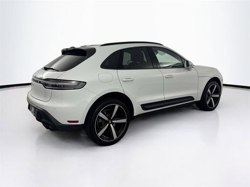 Used 2024 Porsche Macan image 5