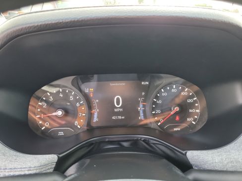 Used 2023 Jeep Compass Sport image 28