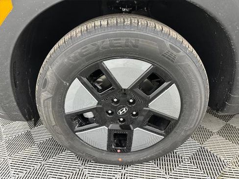 New 2026 Hyundai Santa Fe SE image 11