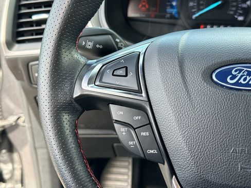Used 2022 Ford Edge ST-Line AWD/4WD image 31