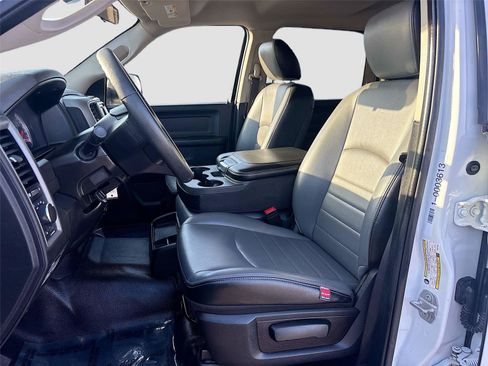 Used 2022 RAM 1500 Tradesman w/ Chrome Appearance Group image 21