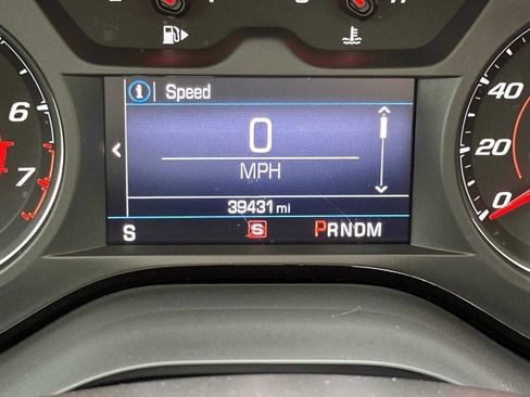 Used 2023 Chevrolet Camaro LT w/ Technology Package image 20