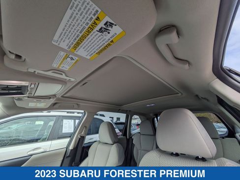 Used 2023 Subaru Forester Premium image 28