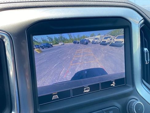 Used 2021 Chevrolet Silverado 1500 LT Trail Boss w/ Convenience Package II AWD/4WD image 28
