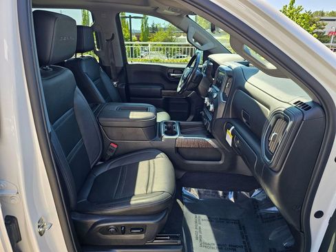 Used 2019 GMC Sierra 1500 Denali w/ Denali Ultimate Package AWD/4WD image 11