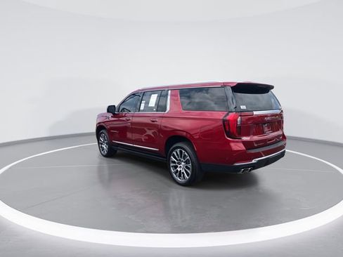 Used 2025 GMC Yukon XL Denali w/ Sun & Power Step Package AWD/4WD image 6