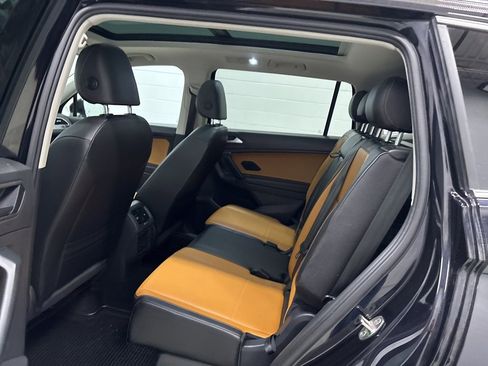 Used 2019 Volkswagen Tiguan SE image 11