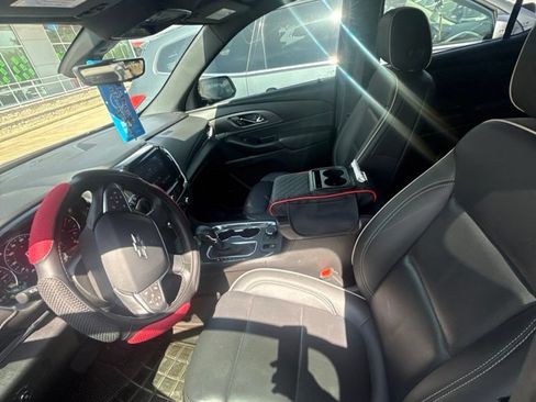 Used 2023 Chevrolet Traverse Premier w/ Redline Edition FWD image 5