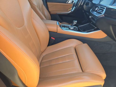 Used 2019 BMW X5 xDrive40i w/ Premium Package image 21