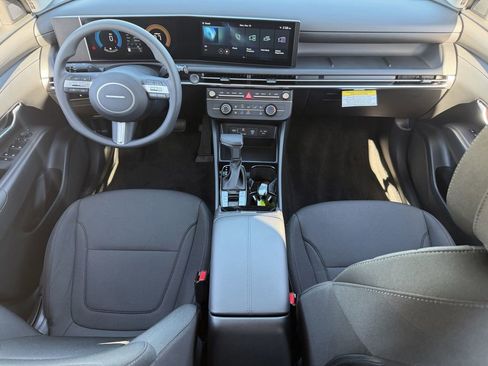 New 2026 Hyundai Tucson SE image 10